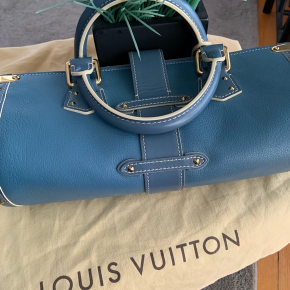 Lv purse - Picture 5 of 8